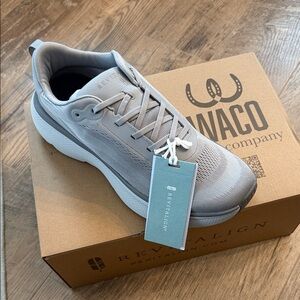 🆕 REVITALIGN Men's Gray Sneakers